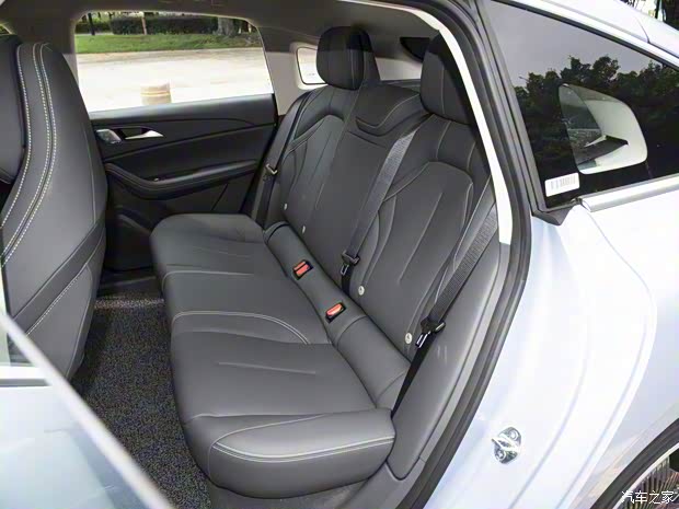 东风风行 星海S7 2024款 555km 悦享版