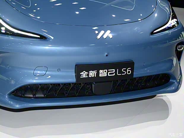 智己汽车 智己LS6 2025款 579kW 四驱
