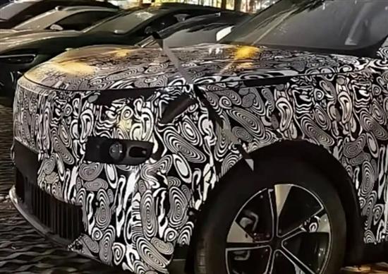 或定位中大型SUV 领克800谍照曝光