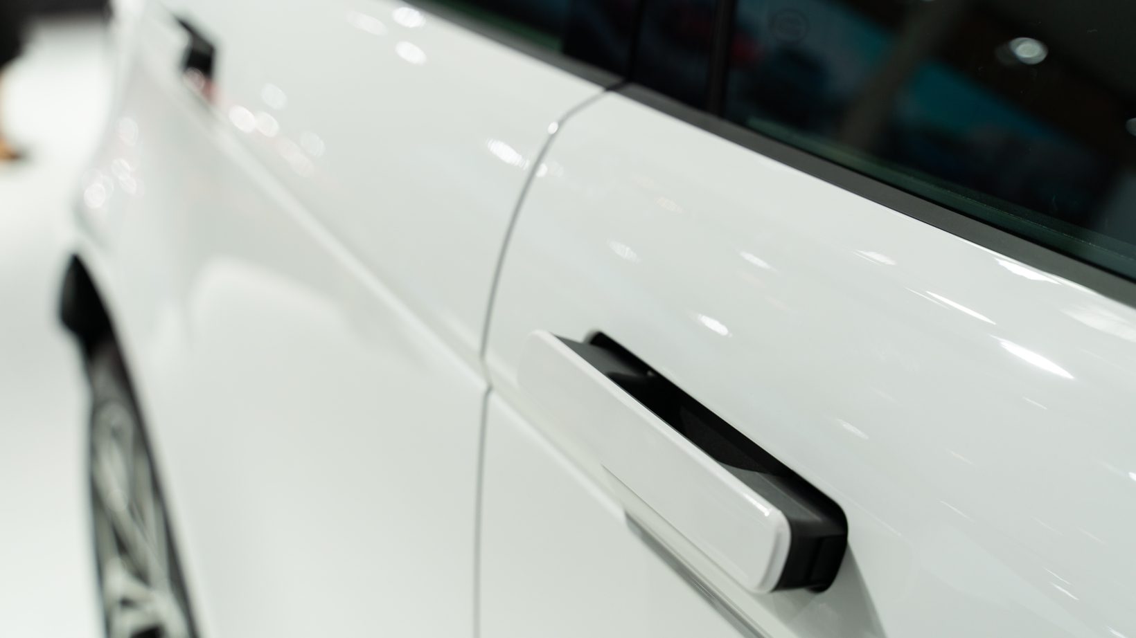 2025中国汽车供应链：重构与突破十大瞬间 | 看见2025