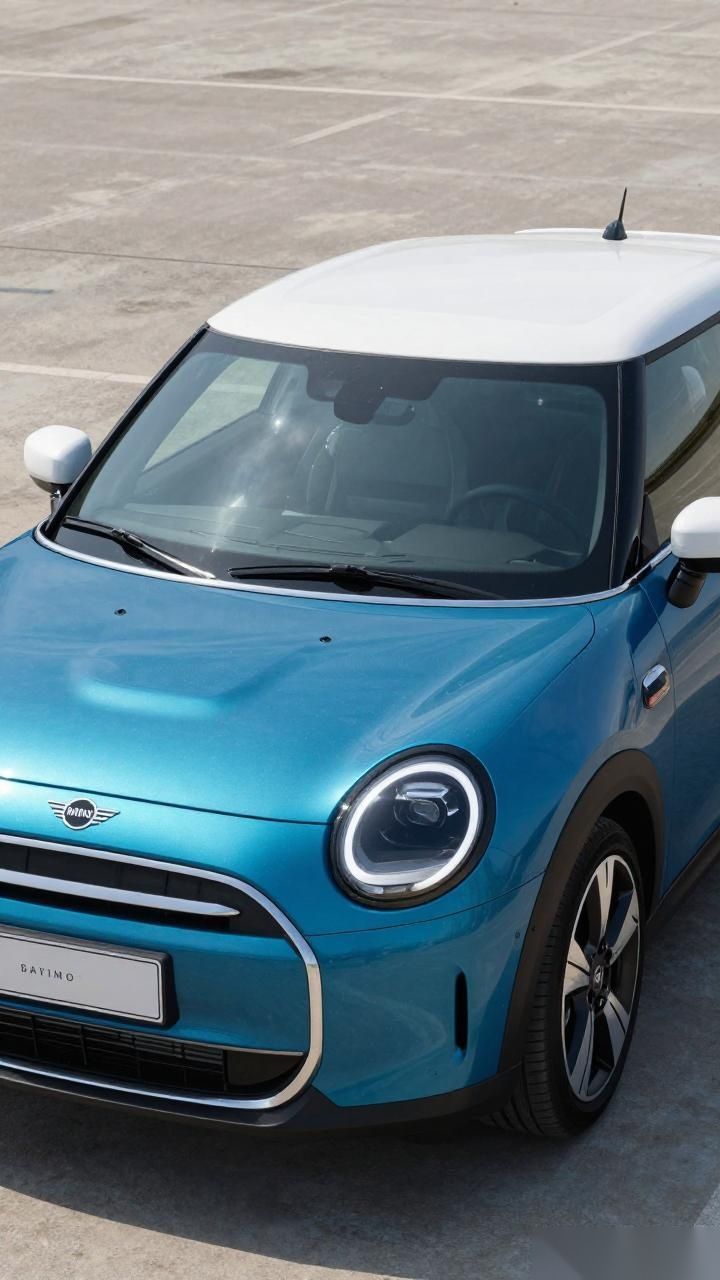 电动MINI COOPER推出海盐蓝限定色 售20.68万元